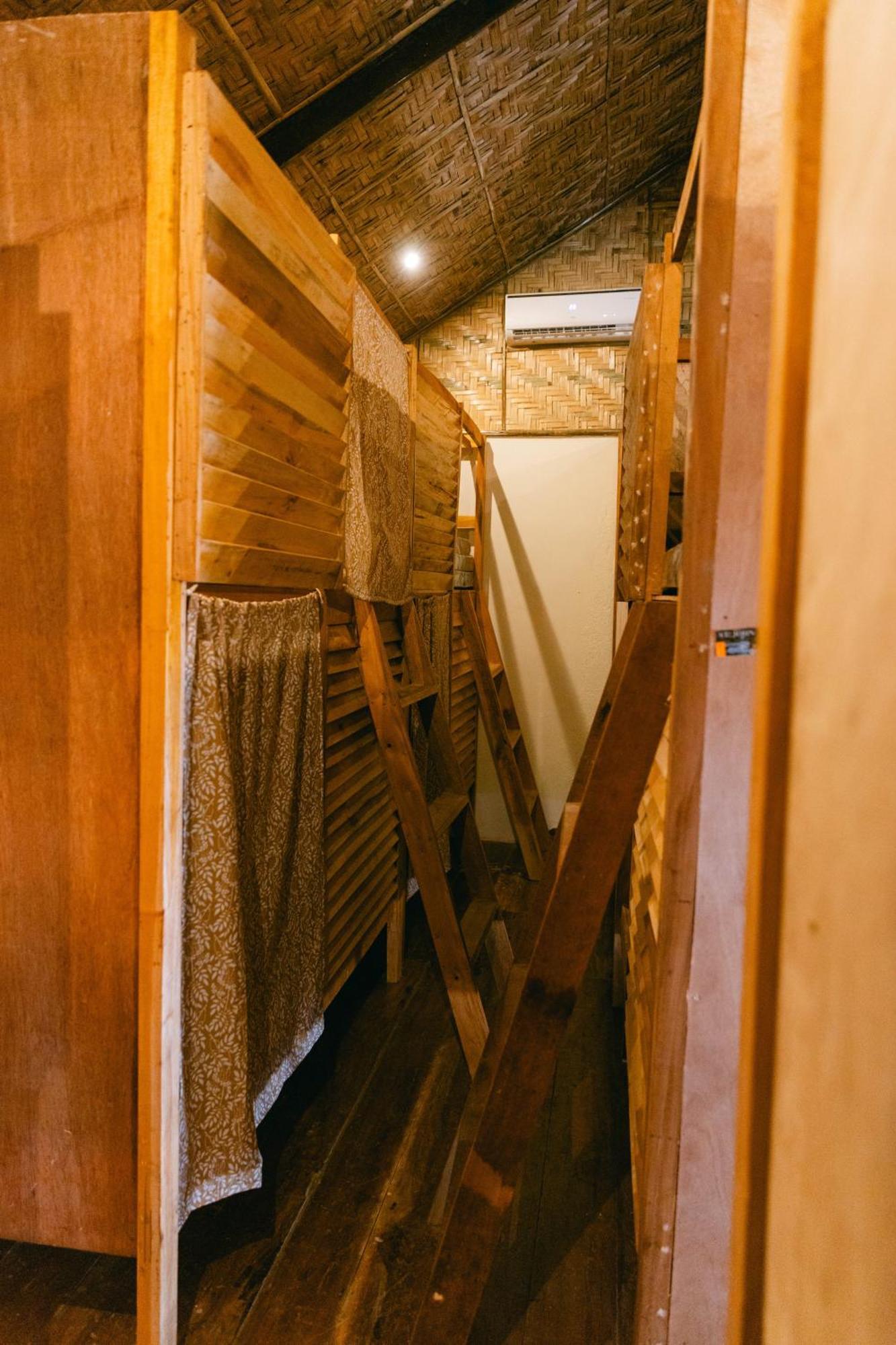 Katana Siargao Hostel Catangnan Екстериор снимка